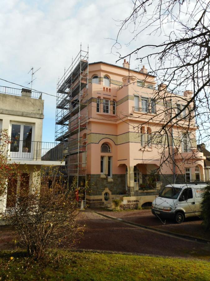 Villa Helianthe Caen Bagian luar foto